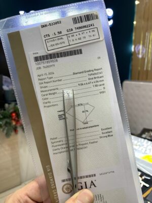 Viên chủ hình kim cương